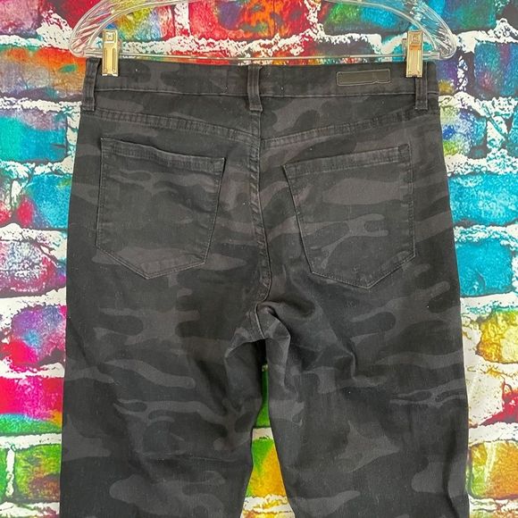 Sanctuary Social Standard Ankle Skinny Black Camo Jeans Size 6 - Picture 10 of 11